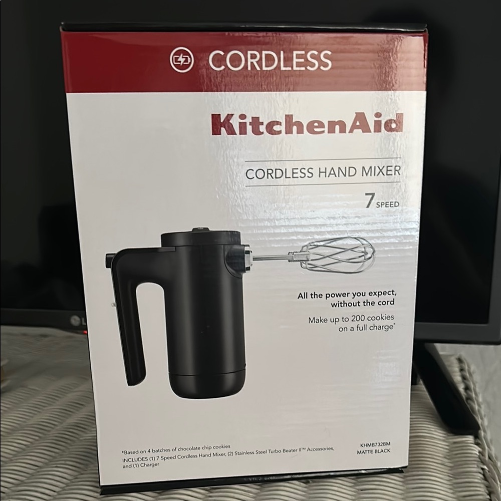 👩‍🍳KitchenAid Cordless Hand Mixer - Matte Black NWT 👩‍🍳